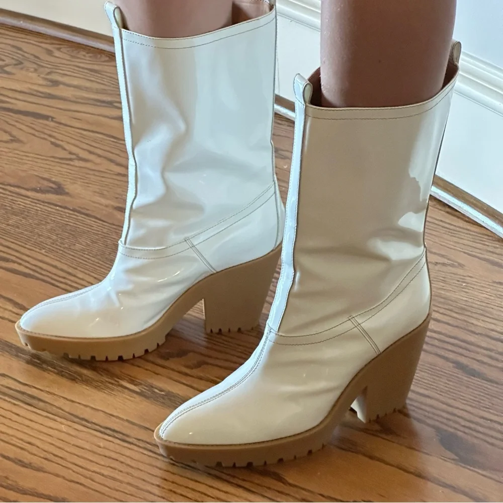 MAISON MARGIELA Patent Leather Boots🌸